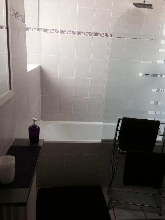 Les Grands Voyageurs Hotell Concarneau Exteriör bild